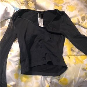 Long sleeve crop top